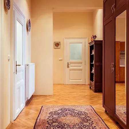 Vodickova 11 Apartment Prague